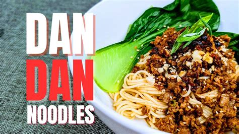  Dan Dan Mian: ¿Te atreves a experimentar con la explosión picante de la pasta de sésamo y el toque crujiente del cacahuete?