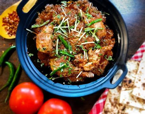  Peshawari Karahi: ¿Un festín de especias y sabores que te transportará directamente a Mardan?